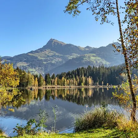 In With Ski-in, Out Apartment *