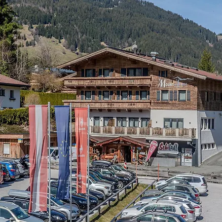 In With Ski-in, Out * Jochberg